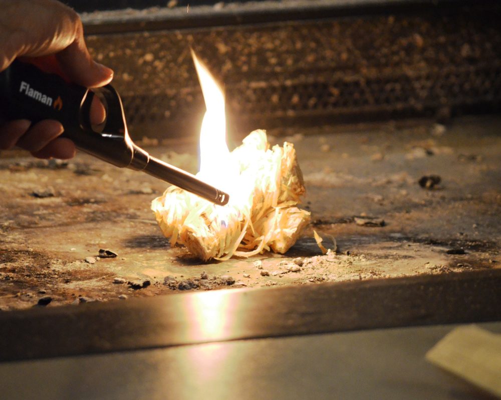 Flaman Powersticks entzünden